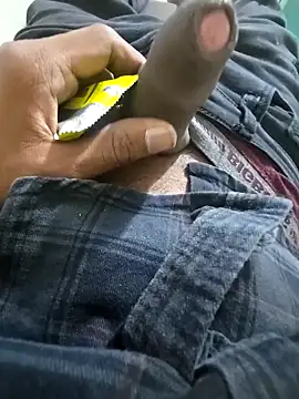 Snapshot of SageElement2 chatting on 02.27.25 SageElement2 online show from 02.27.25