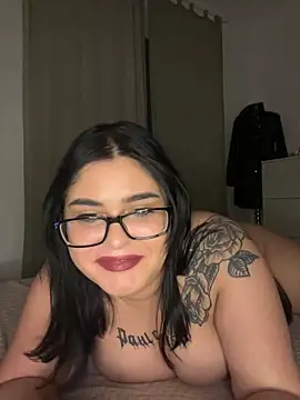 Snapshot of alexaandreea99 chatting on 12.02.24 alexaandreea99 online show from 12.02.24