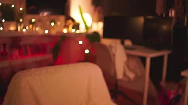 StephanieNeeson online show from 01.30.25