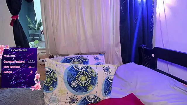 AnnieBigBoobs online show from 10.15.25