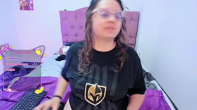 AnnieBigBoobs online show from 12.16.25