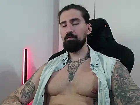 MateoHunk online show from 10.10.25