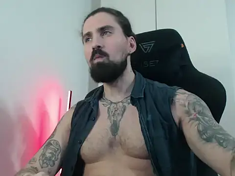 MateoHunk online show from 12.04.25