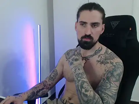 Snapshot of MateoHunk chatting on 05.11.26 MateoHunk online show from 05.11.26