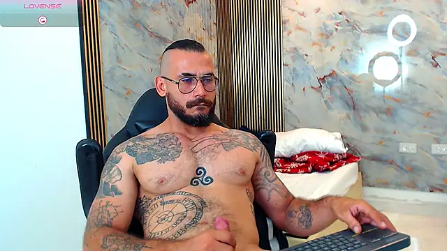 hanz col online show from 03.04.25