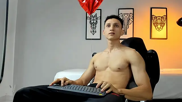 connor twink online show from 02.14.25