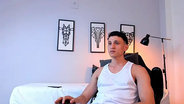 connor twink online show from 03.11.25