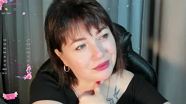 Victoria Di online show from 09.26.25