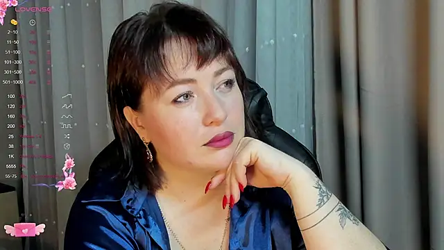 Victoria Di online show from 10.05.25