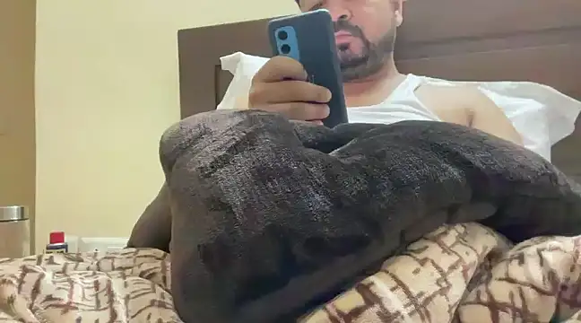 Snapshot of coolboy6566 chatting on 02.14.25 coolboy6566 online show from 02.14.25