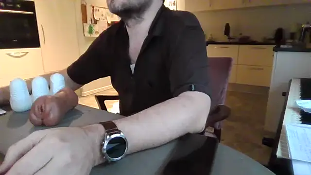 Snapshot of jensen38 chatting on 02.08.25 jensen38 online show from 02.08.25