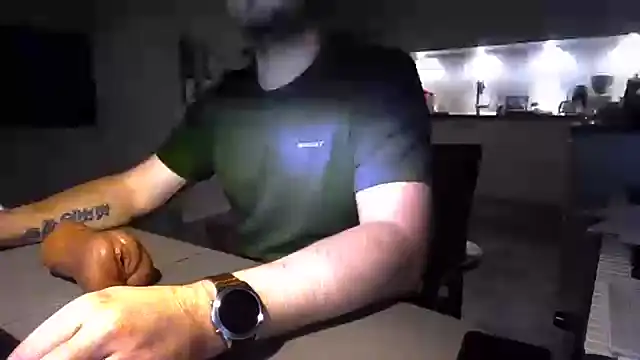 Snapshot of jensen38 chatting on 02.21.25 jensen38 online show from 02.21.25