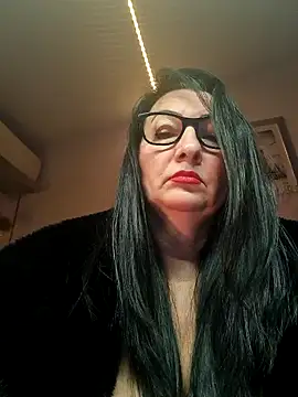 Snapshot of Genoveva73sexy chatting on 12.29.24 Genoveva73sexy online show from 12.29.24