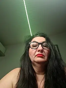Snapshot of Genoveva73sexy chatting on 12.30.24 Genoveva73sexy online show from 12.30.24