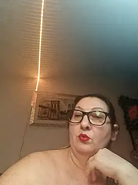 Snapshot of Genoveva73sexy chatting on 02.19.25 Genoveva73sexy online show from 02.19.25