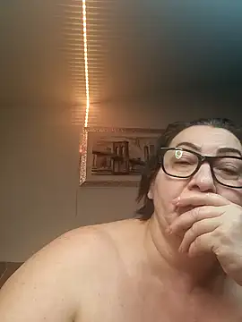 Snapshot of Genoveva73sexy chatting on 03.07.25 Genoveva73sexy online show from 03.07.25