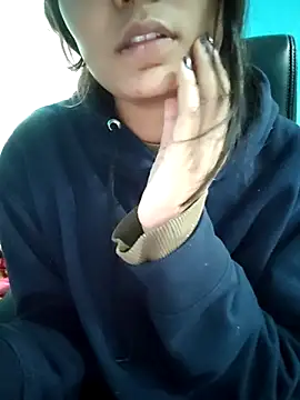 Snapshot of Reena_Singh53 chatting on 01.29.25 Reena Singh53 online show from 01.29.25