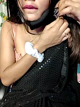 Snapshot of Reena_Singh53 chatting on 03.16.25 Reena Singh53 online show from 03.16.25