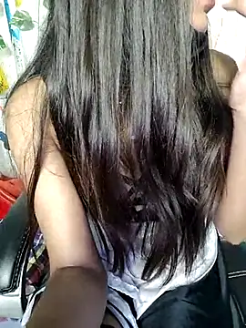 Snapshot of Reena_Singh53 chatting on 03.20.25 Reena Singh53 online show from 03.20.25