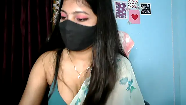 Snapshot of Reena_Singh53 chatting on 09.15.25 Reena Singh53 online show from 09.15.25