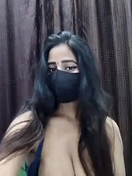 Snapshot of Lalisa_sexy chatting on 12.17.25 Lalisa sexy online show from 12.17.25