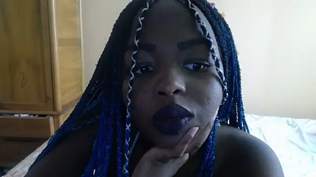  Zooee online show from 02.09.25