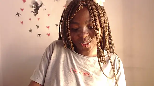 Snapshot of _Zooee chatting on 07.18.26 Zooee online show from 07.18.26