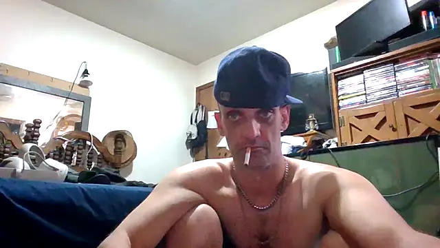 Snapshot of slinginbigD chatting on 04.28.26 slinginbigD online show from 04.28.26
