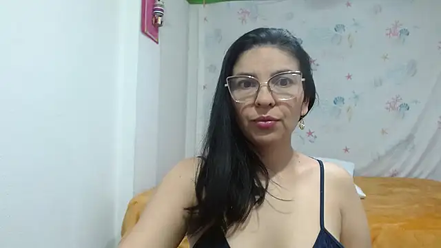 anybellucci43 online show from 03.10.25