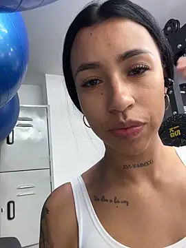 Snapshot of Wendy_Marchall chatting on 02.04.26 Wendy Marchall online show from 02.04.26