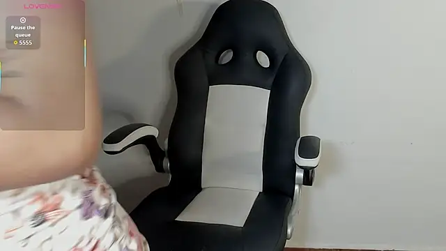 Snapshot of Wendy_Marchall chatting on 02.23.26 Wendy Marchall online show from 02.23.26