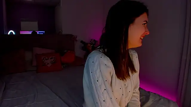 Laura Leee online show from 12.31.24