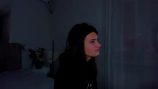 Laura Leee online show from 01.02.25