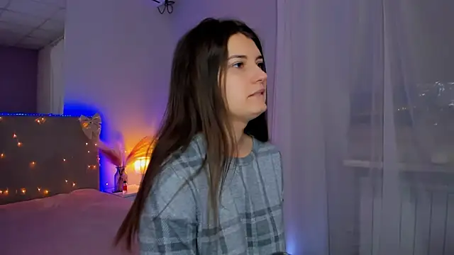 Laura Leee online show from 03.21.26