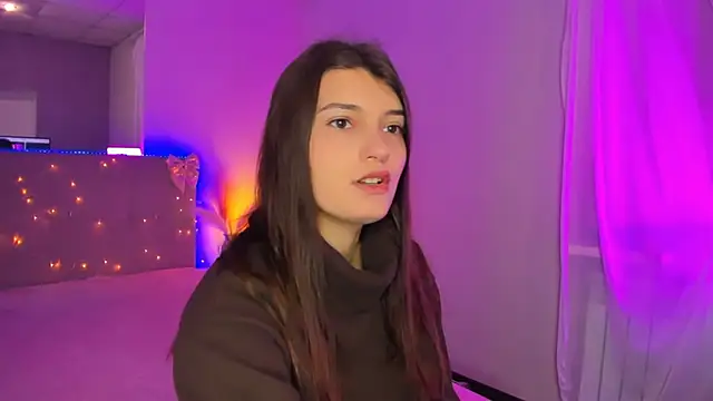 Laura Leee online show from 04.20.26