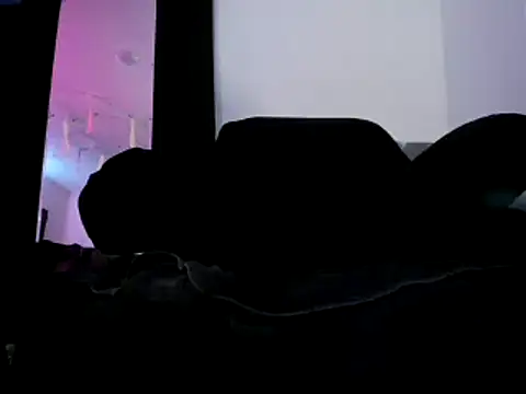 Midnightrose11 online show from 01.05.25