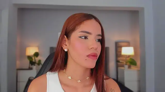 Madie  collins online show from 10.01.25