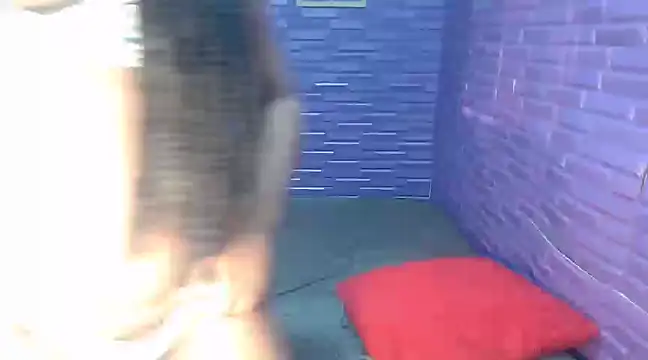 Snapshot of ShanayaKops chatting on 01.02.25 ShanayaKops online show from 01.02.25