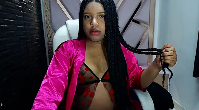 Snapshot of ShanayaKops chatting on 02.22.25 ShanayaKops online show from 02.22.25