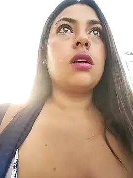 Snapshot of DULCE__26 chatting on 01.28.25 DULCE 26 online show from 01.28.25