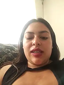 Snapshot of DULCE__26 chatting on 03.17.25 DULCE 26 online show from 03.17.25