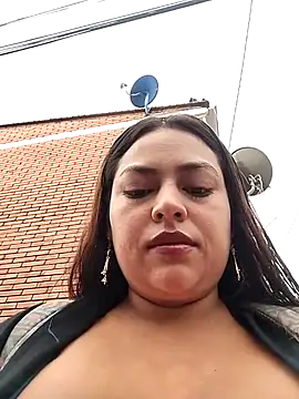 Snapshot of DULCE__26 chatting on 03.18.25 DULCE 26 online show from 03.18.25