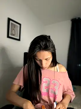 Dulceeany online show from 11.30.25