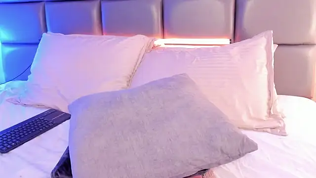 SpicySugar  online show from 04.21.26