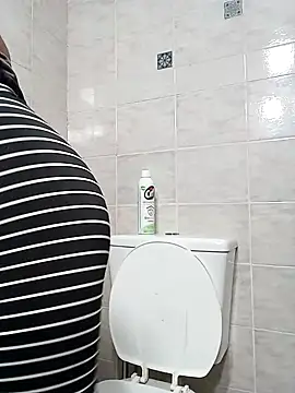 Snapshot of ximeenaah chatting on 03.14.25 ximeenaah online show from 03.14.25