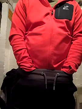 Snapshot of OdinWolf1990 chatting on 10.11.25 OdinWolf1990 online show from 10.11.25