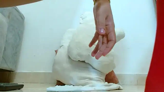 Darcy Lopez online show from 10.02.25