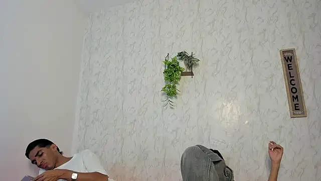 Snapshot of jony_honey chatting on 06.18.26 jony honey online show from 06.18.26