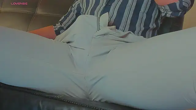 MrLonely02 online show from 01.04.25