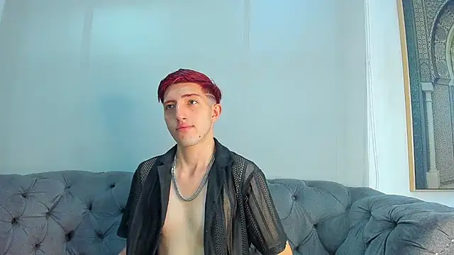Un Slutty online show from 12.30.24